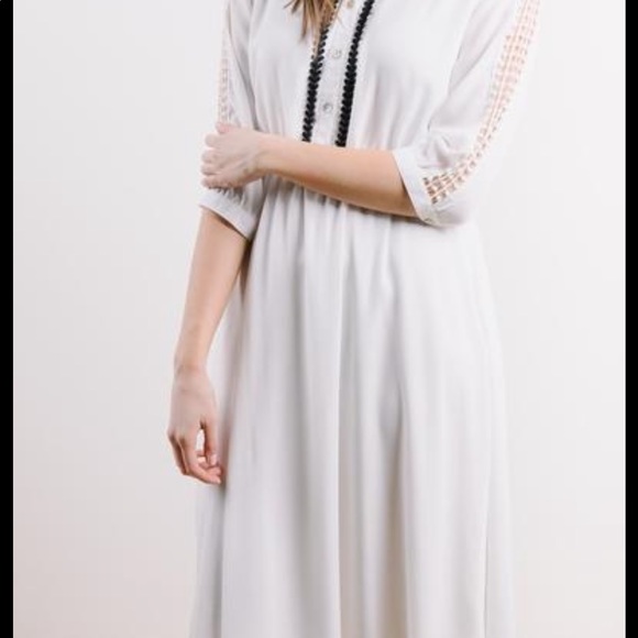 Dress - Picture 7 of 7